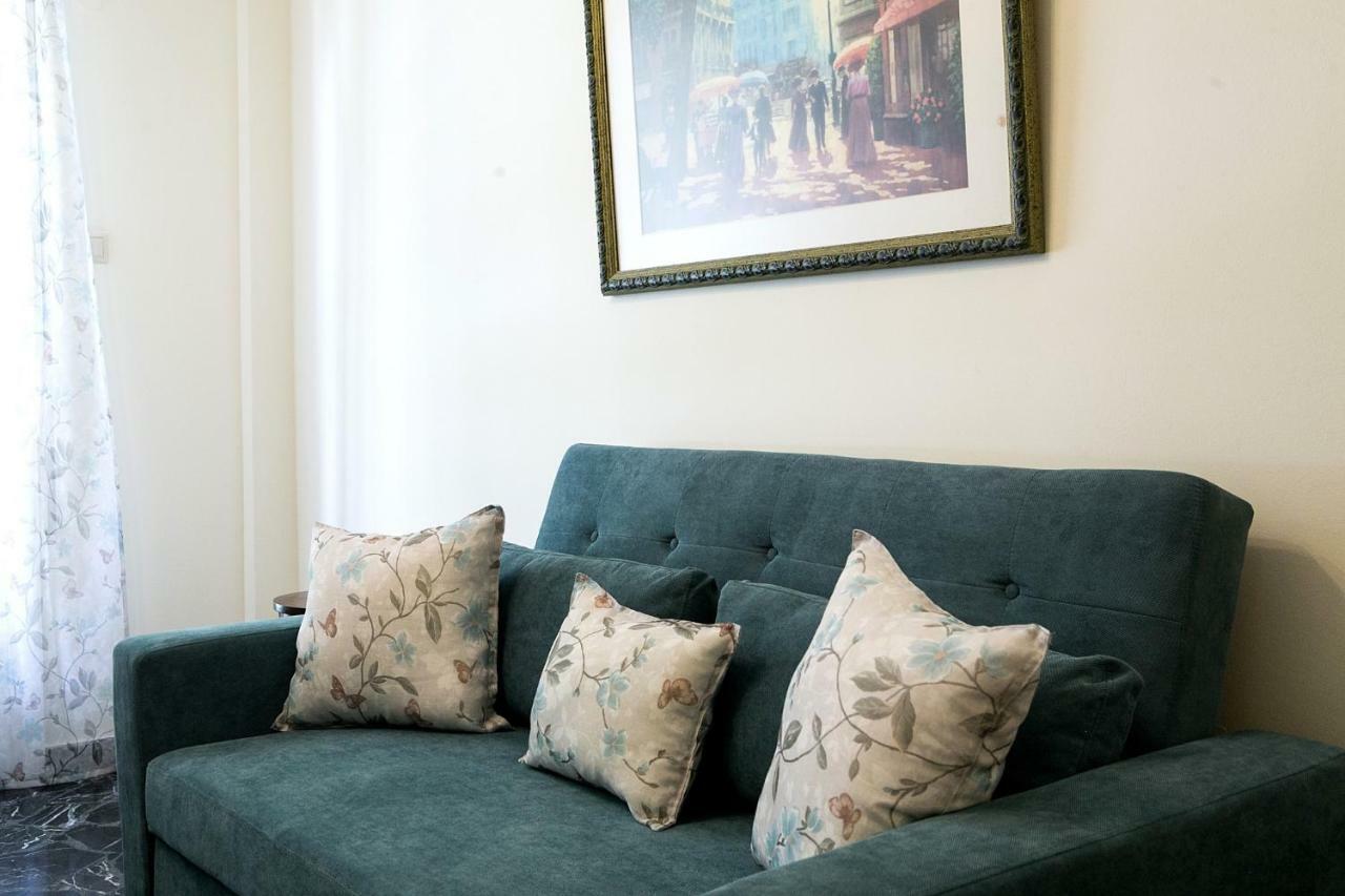Best House, Larisis Metro, Atina Dış mekan fotoğraf